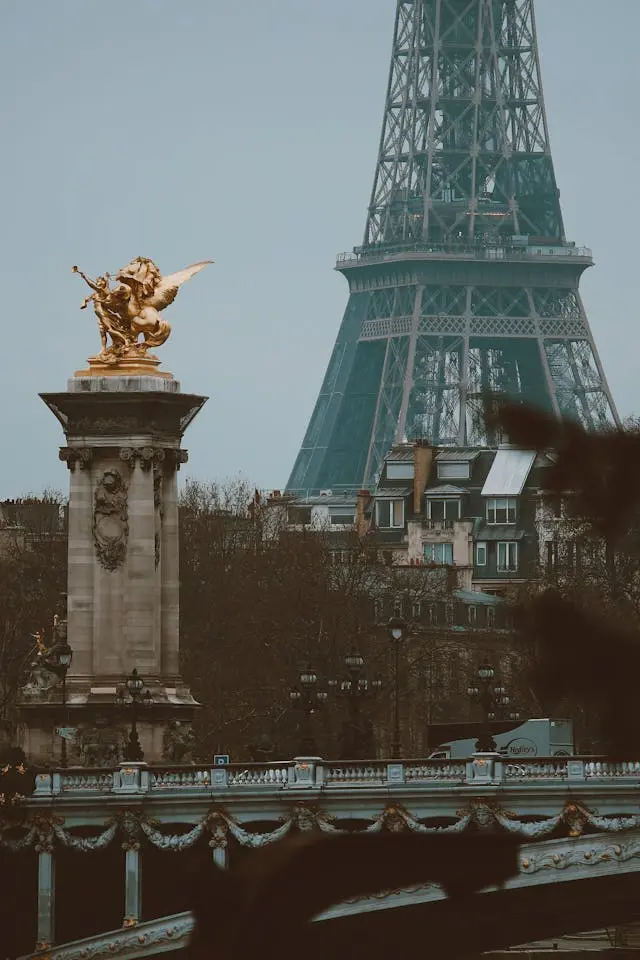 Vitrier à Paris 8e